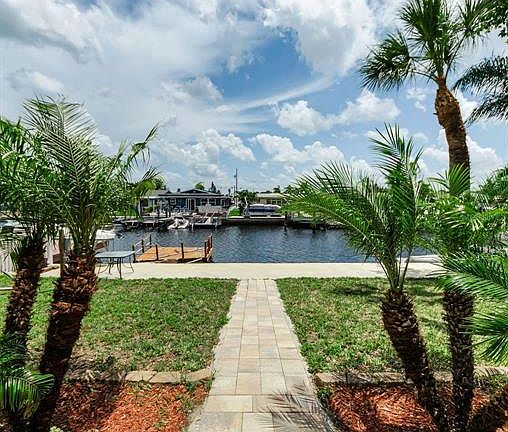 2nd image of 4946 BLUE HERON DRIVE