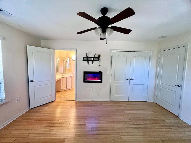4581 Duffy Dr — Photo 12