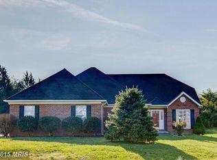 210 Canyon Rd, Winchester, VA 22602