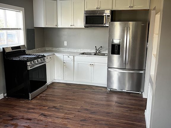 2nd image of 56050 Francis St