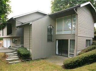 3719 81st Ave SE, Mercer Island, WA 98040