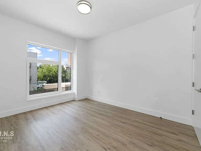 550 Prospect Pl #701 — Photo 12