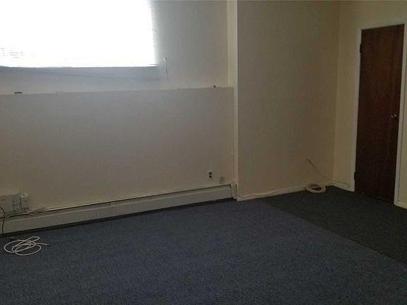 3rd image of 134-55 160th St Floor 1