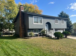 13002 Edna St, Omaha, NE 68138