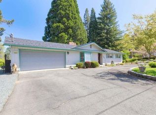 1993 Southgate Way, Grants Pass, OR 97527