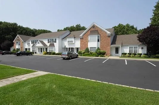 Fairfield Meadows At Port Jefferson — Photo 23