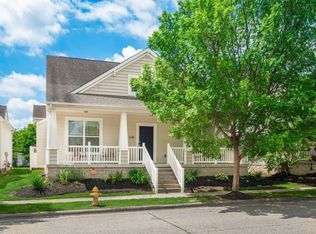 4488 Grand Strand Dr, Grove City, OH 43123