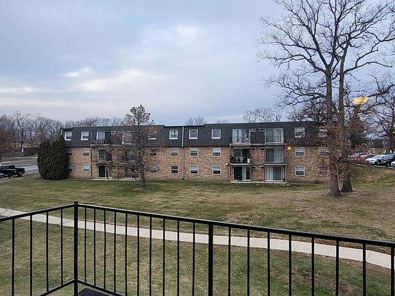 2nd image of 8577 W 101st Ter #6-203
