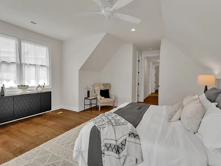 4411 Westlawn Dr — Photo 48