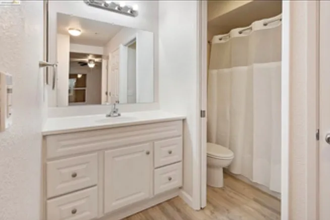 7283 Florin Mall Dr #14 — Photo 11