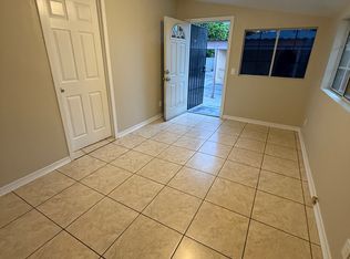 659 S La Verne Ave #2, Los Angeles, CA 90022