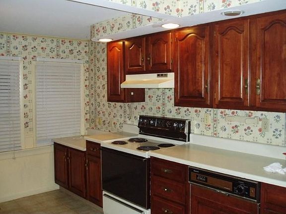 4th image of 4009 Cottage Ave