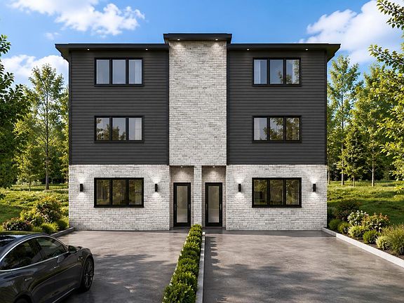 3rd image of 207 Honeygold Dr