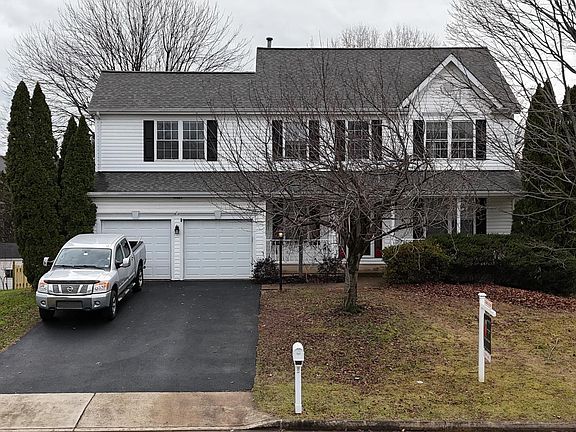 5th image of 14885 Greenhill Crossing Dr