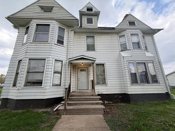 1218-2 S Walnut St, Danville, IL 61832