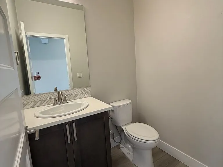 1808 Somers Ln — Photo 6