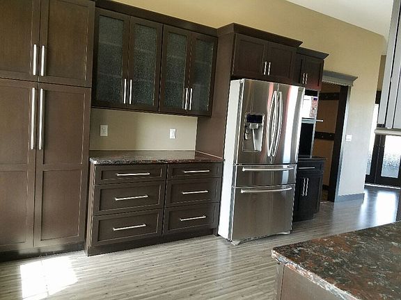 3rd image of 118 Flintstone Dr