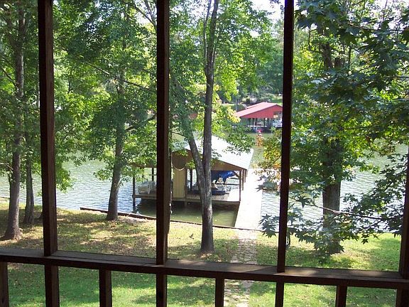 2nd image of 169 Driftwood Cir