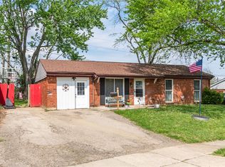 227 Oxford Dr, Fairborn, OH 45324