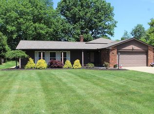 25465 Cardington Dr, Beachwood, OH