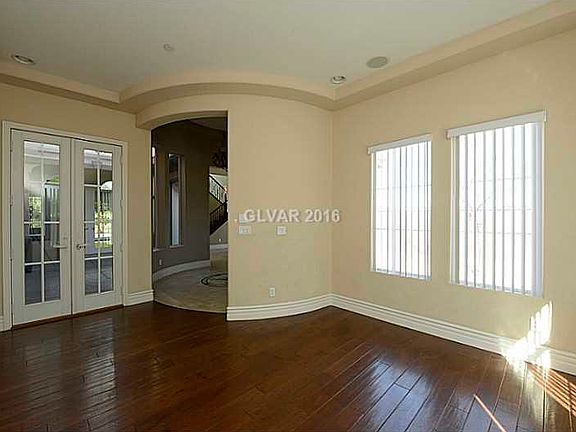 5th image of 10207 China Rain St