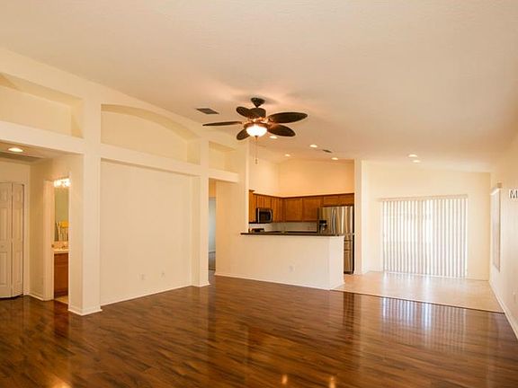 3rd image of 2932 Banyan Hill Ln