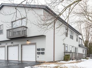 1888 Carnation Ct UNIT D, Aurora, IL 60506