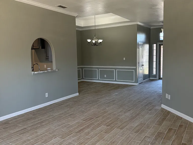 2704 Trent Trl — Photo 13