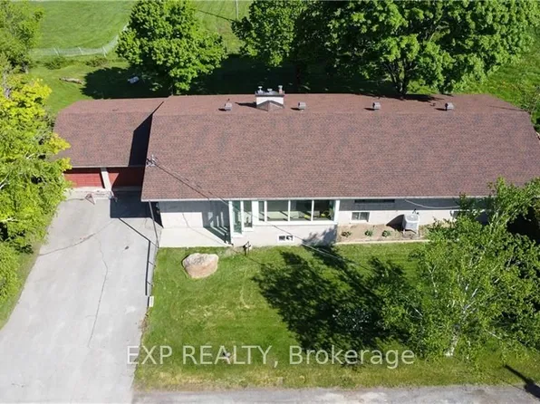 5849 Third Line Rd N, Ottawa, ON K0A 2T0