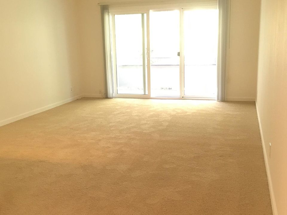 Living room facing the balcony.
