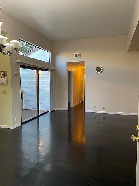 1st image of 1305 Fairway Entrance Dr