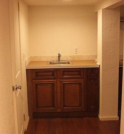 2nd image of 144B Clinton Park