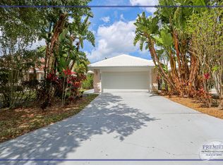 3609 Corinthian Way, Naples, FL 34105