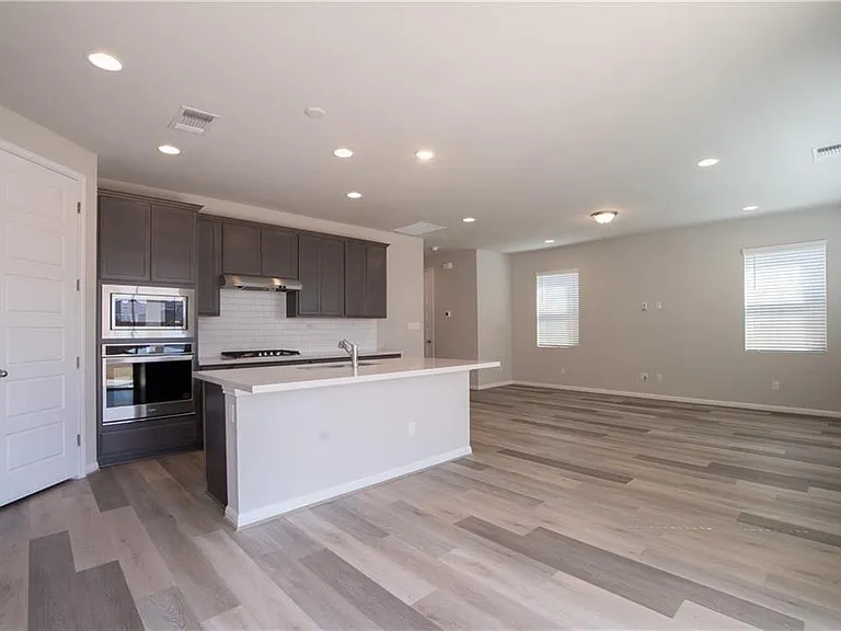 177 Fluttermill Loop — Photo 3
