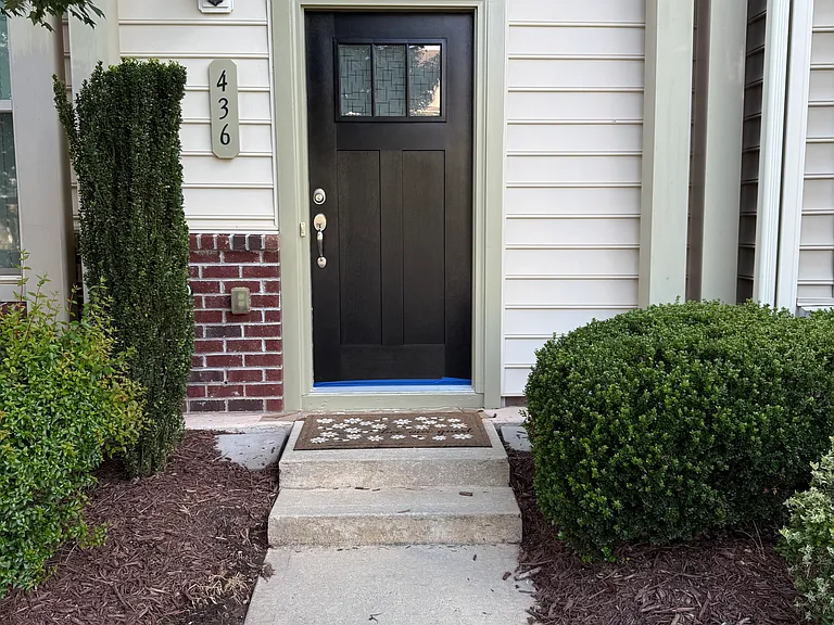 436 Carthage Ct — Photo 1