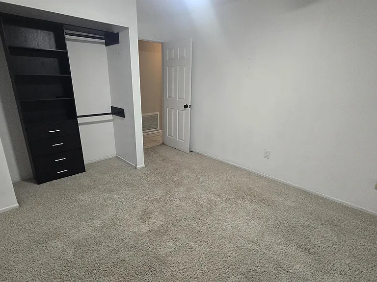 1541 S 34th Ave — Photo 12
