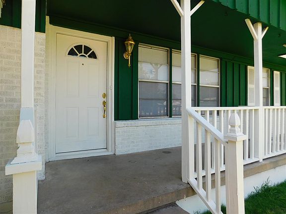 3rd image of 4301 NW Williams Ave