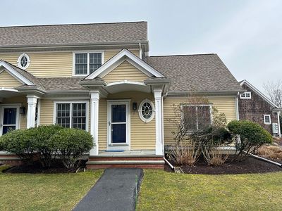 34 Depot Ave #4B, Falmouth, MA, 02540