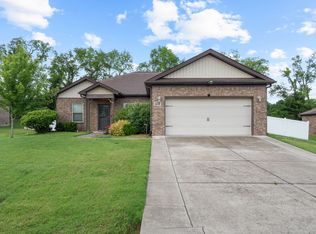5238 McKinnley Dr, Chapel Hill, TN 37034