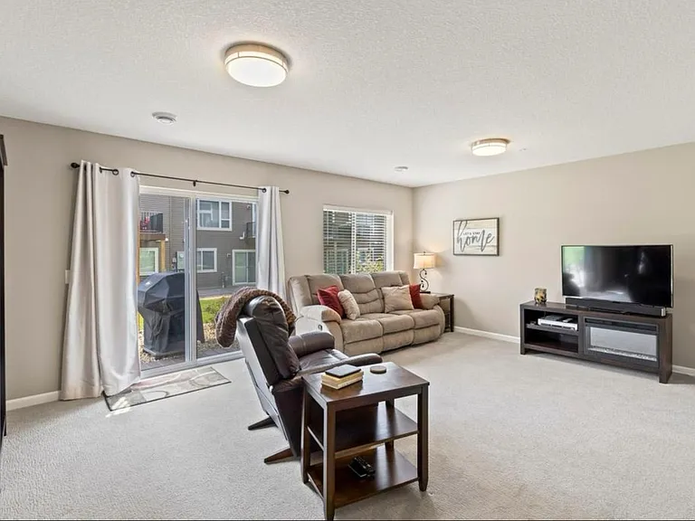13409 Bronze Pkwy — Photo 10