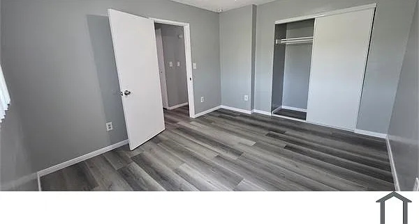 2315 W 54th St #1 — Photo 2