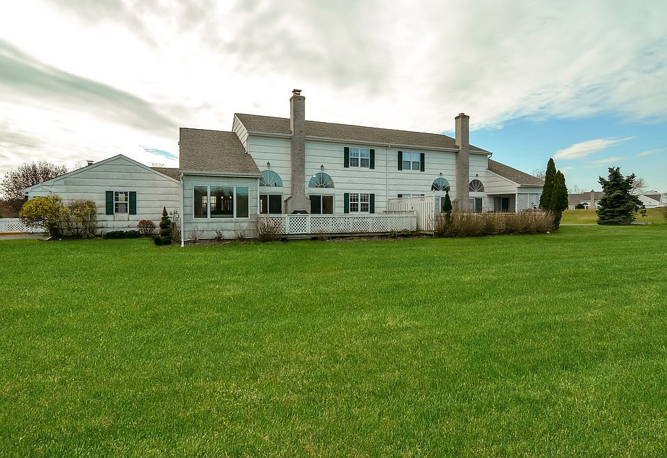 1st image of 88 Saint Andrews Cir
