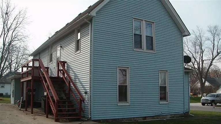 152 Castle St photo 1