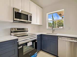 320 NE 42nd St, Boca Raton, FL 33431