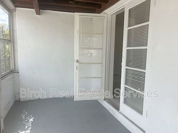 3rd image of 206 S Lincoln Ave