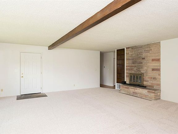 2nd image of 5024 W Sylvester St