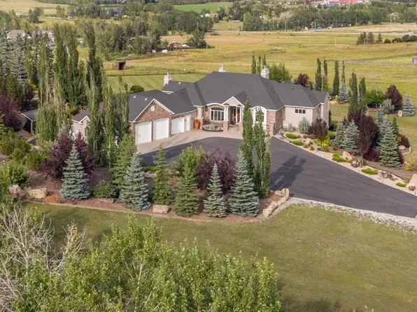 16198 SW 262nd Ave E, Foothills County, AB T1S 4G7