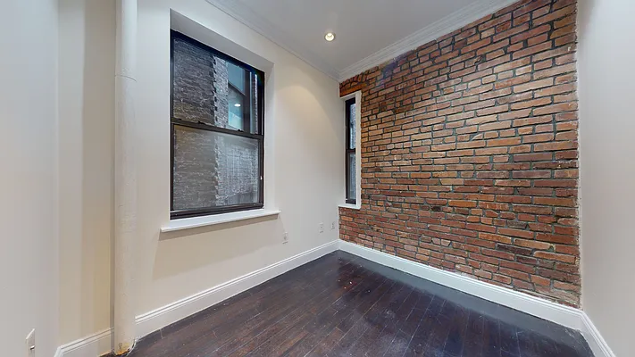 Rented by Bond New York | media 9