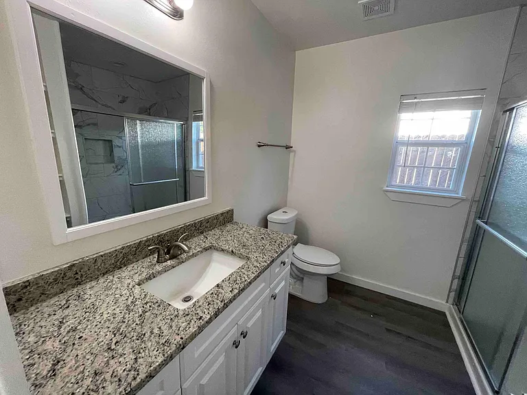 461 Hillcrest Cir — Photo 12