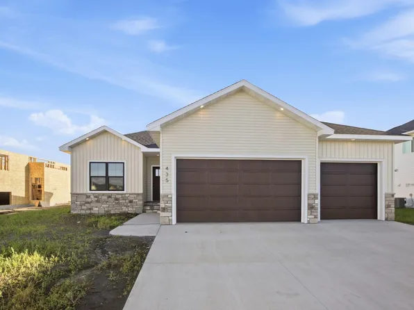 435 Goose Ln S, Casselton, ND 58012